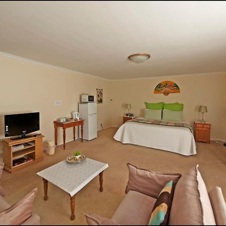 Vineyards Country Home Guest Room Blomtuin Exterior foto